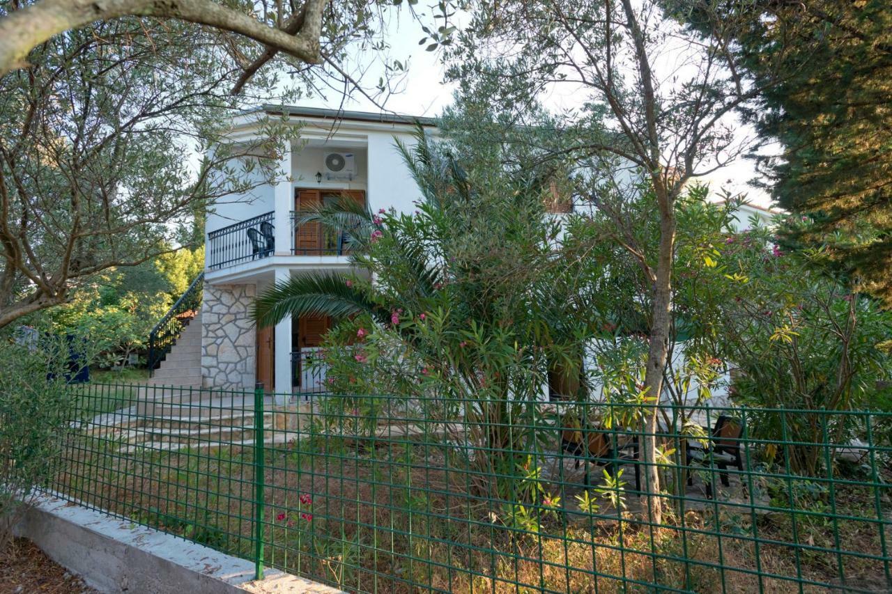 Apartmani Zlataric Стари Град Екстериор снимка